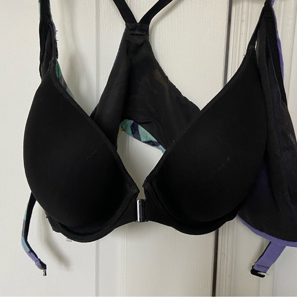 Victoria’s Secret Front Clasp Sports Bra 32D - Picture 5 of 7